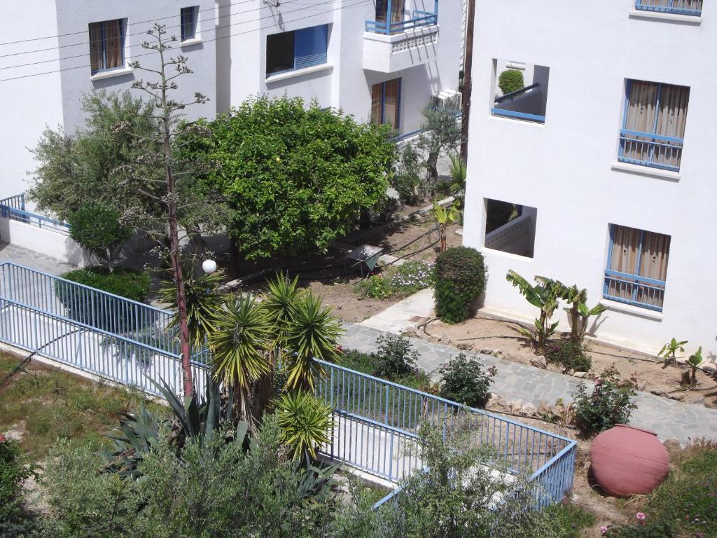 Kefalonitis Hotel Apartments Paphos Eksteriør bilde