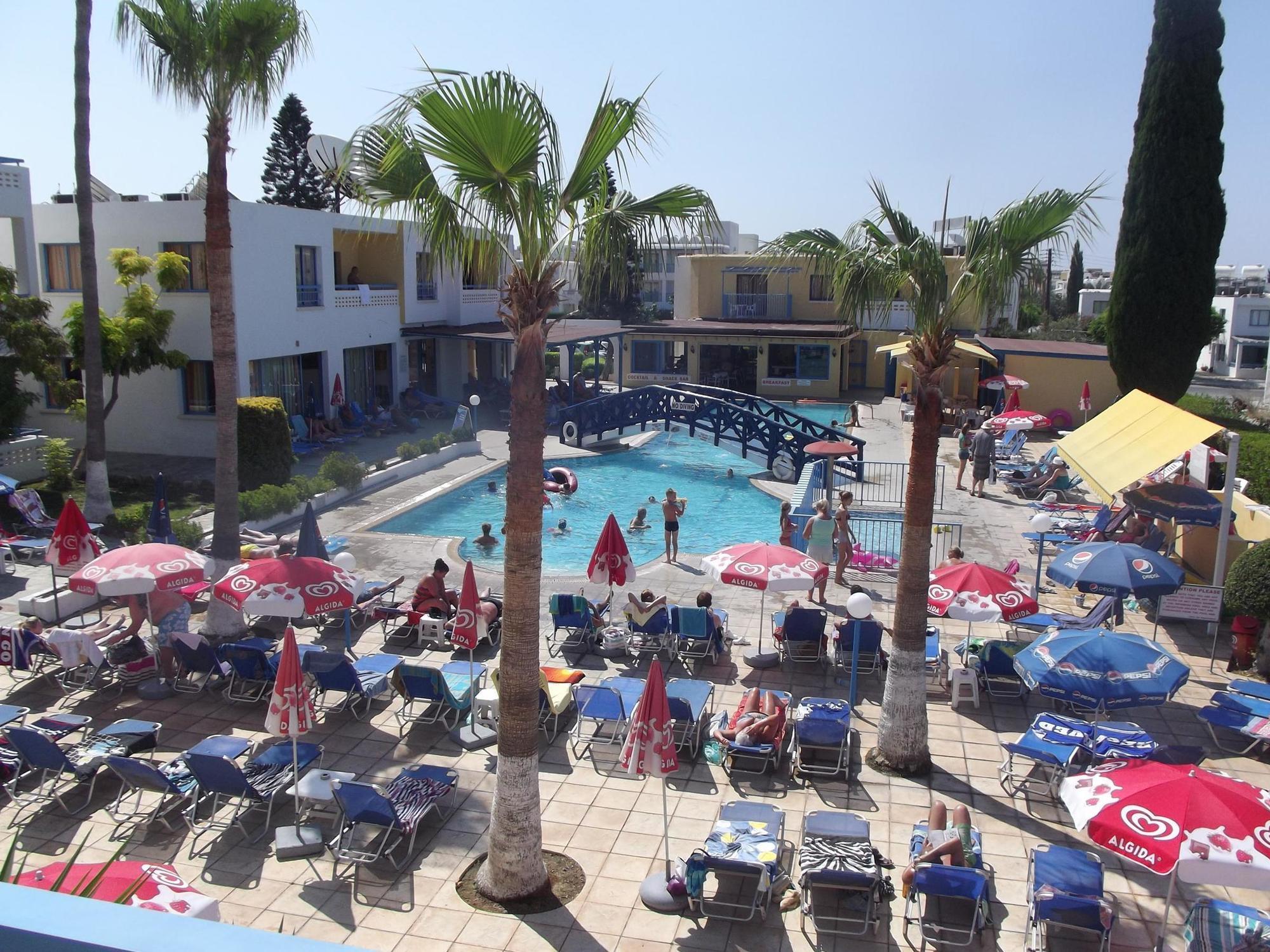 Kefalonitis Hotel Apartments Paphos Eksteriør bilde