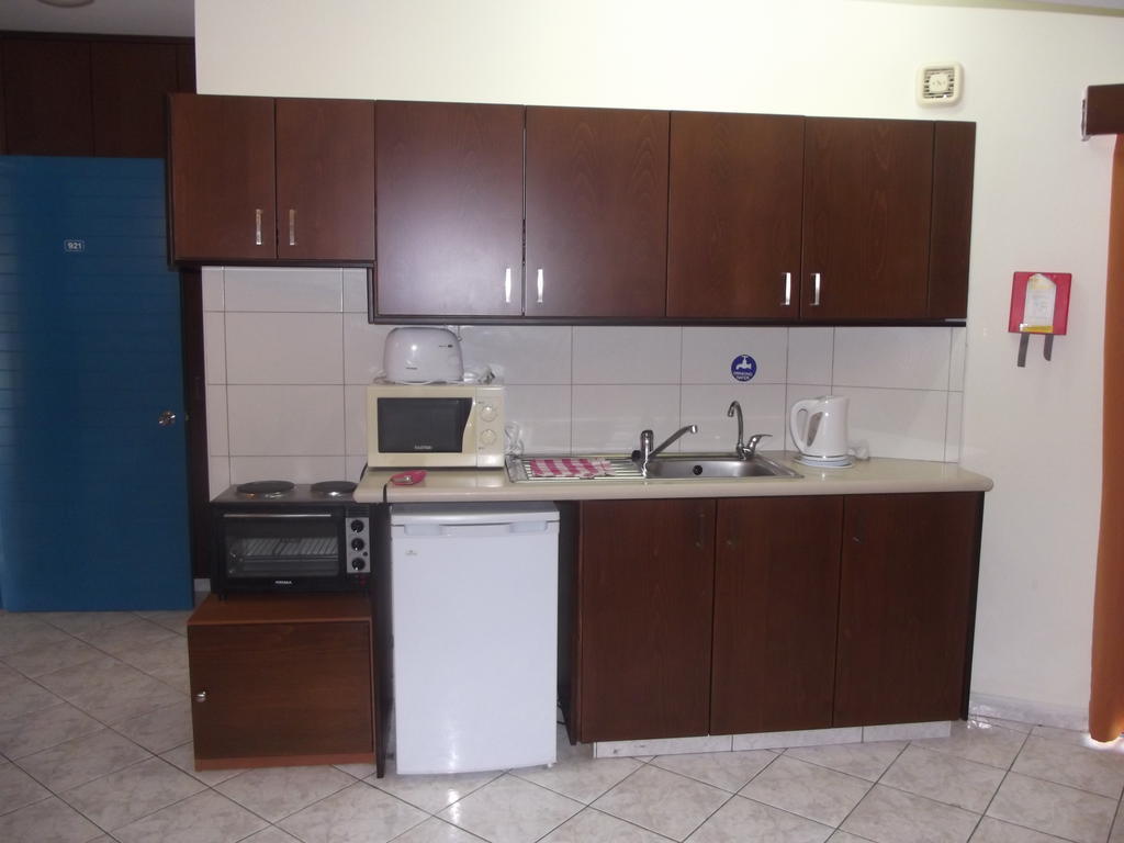 Kefalonitis Hotel Apartments Paphos Rom bilde