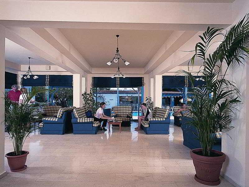 Kefalonitis Hotel Apartments Paphos Eksteriør bilde