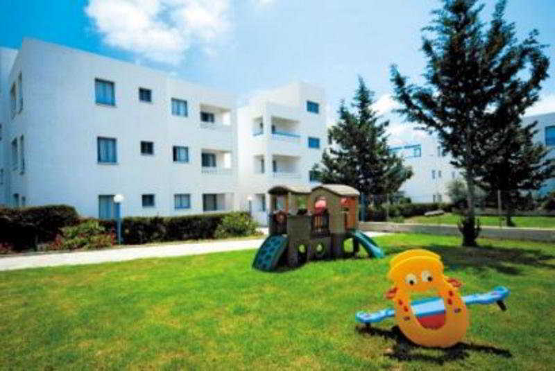Kefalonitis Hotel Apartments Paphos Eksteriør bilde